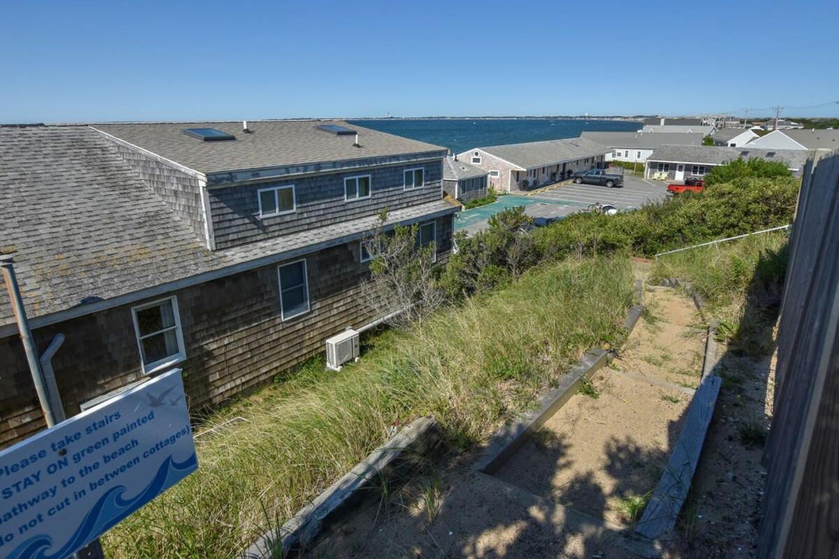 12215 - Beautiful Views Of Cape Cod Bay Access To Private Beach Easy Access To P-Town Villa Truro Exterior photo