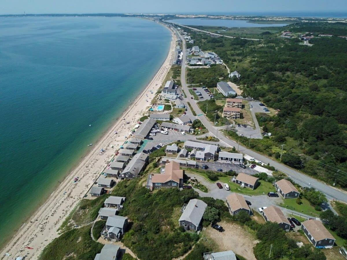 12215 - Beautiful Views Of Cape Cod Bay Access To Private Beach Easy Access To P-Town Villa Truro Exterior photo